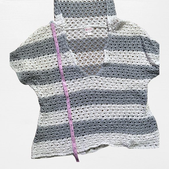 SOLD grey and white striped knit short sleeve low cut sweater hood mossimo XXL - Picture 8 of 11